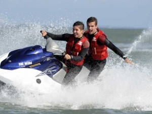 Location Jet Ski Jet Evasion