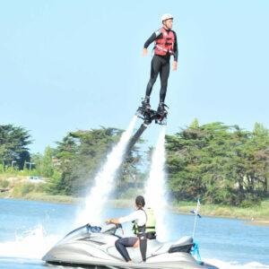 flyboard jet evasion